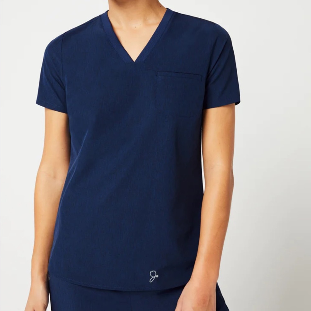 Jaanuu scrub top - Picture 6 of 6